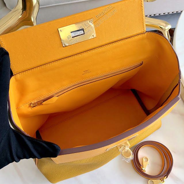 Hermes包包 愛馬仕Hermes Kelly2424 琥珀黃/金扣 togo小牛皮 半手工制 Hermes休閒女款手提包  am1931